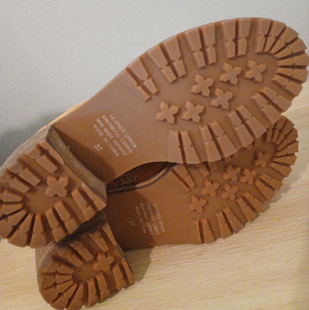 New Anthropologie Silent D Leather Crochet Bestie Ankle Boot - Picture 3 of 6